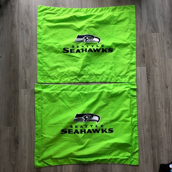 Seahawks Pillow Cases and Bed Sheet - Picture 2 of 6